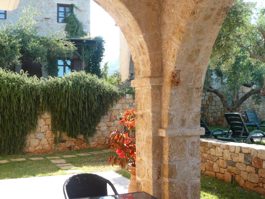 קרדמילי Maison Viros מראה חיצוני תמונה